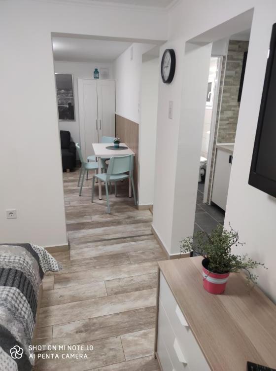 Fuered Apartmanhaz Balatonfured Exterior photo