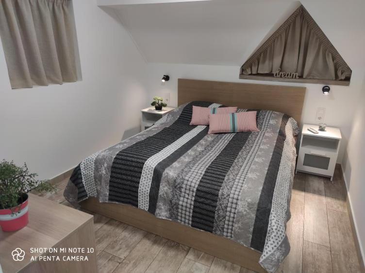 Fuered Apartmanhaz Balatonfured Exterior photo